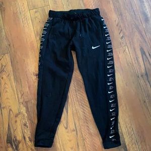 Nike joggers